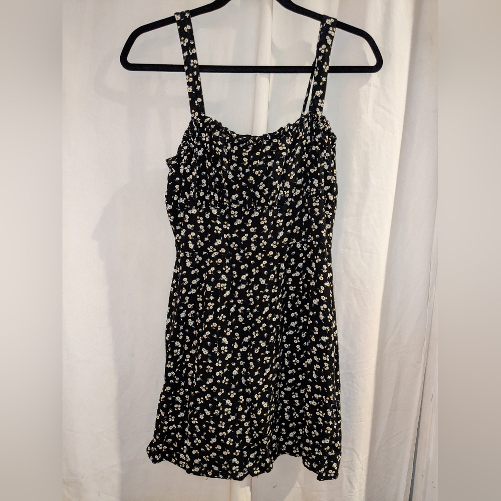 Trixxi Black Floral Midi Dress